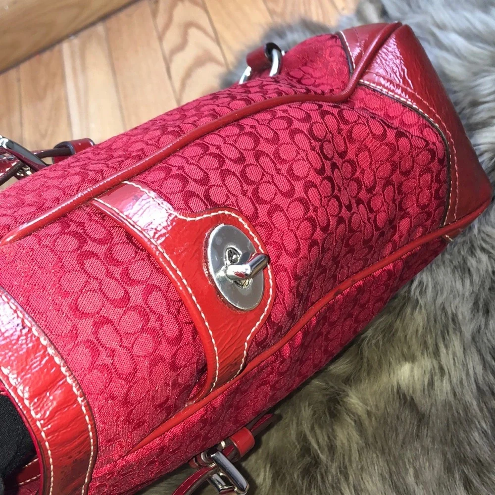 ✨AUTHENTIC COACH Z15225 RED & TAN TOTE BAG *NWT*✨ - Picture 4 of 8